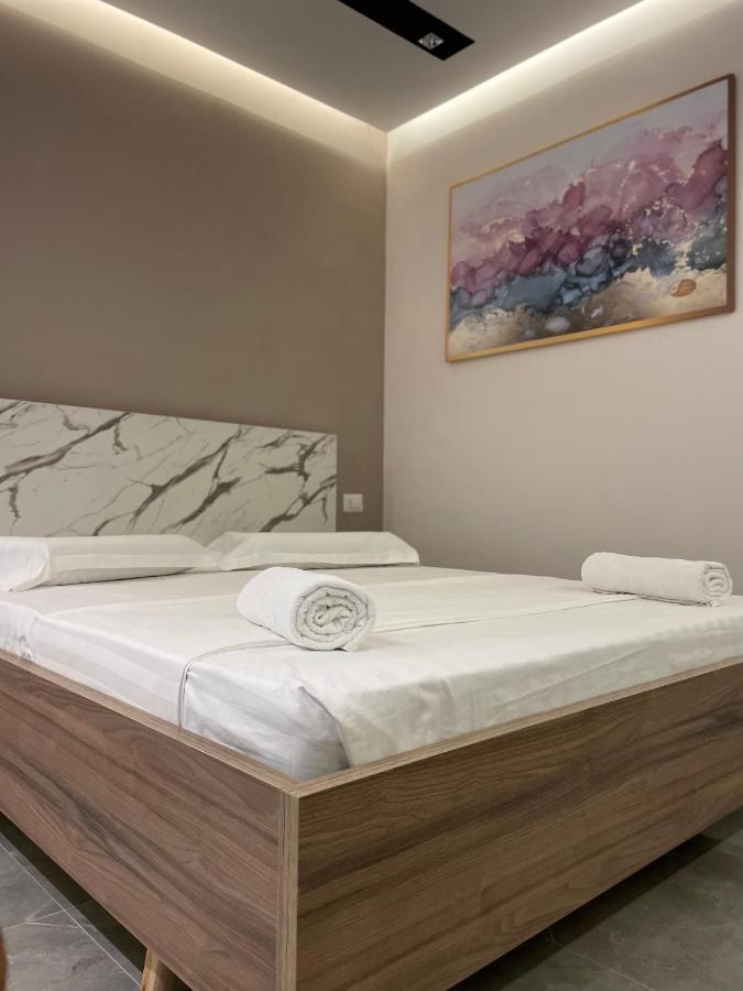 Hotel Qetesia-Te Indriti Velipoje Luaran gambar