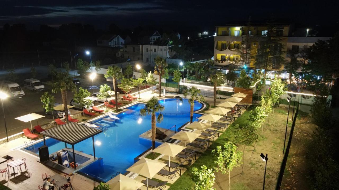 Hotel Qetesia-Te Indriti Velipoje Luaran gambar
