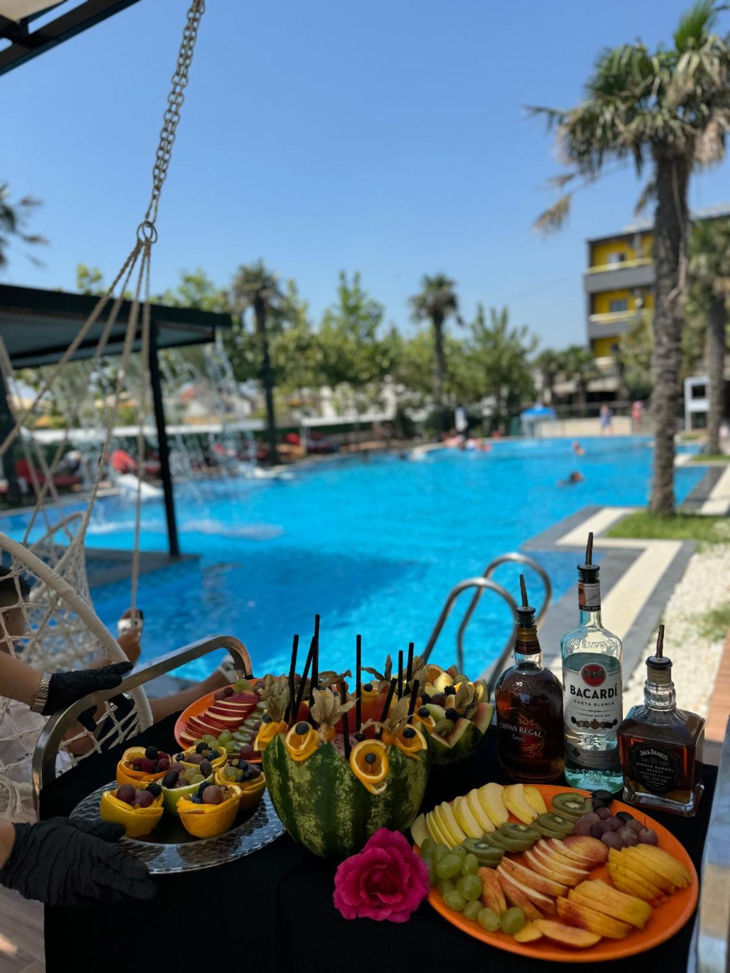Hotel Qetesia-Te Indriti Velipoje Luaran gambar